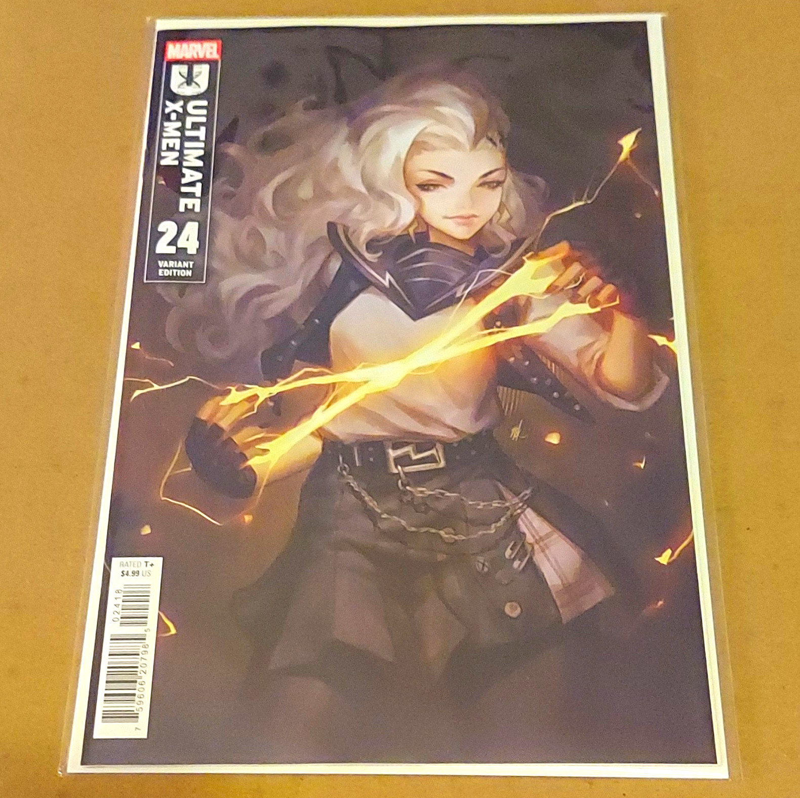 Ultimate X-Men #24 1:100 Variant Cover by Ejikure 1st Print Ultimate X-Men #24 1:100 Variant Cover by Ejikure 1st Print