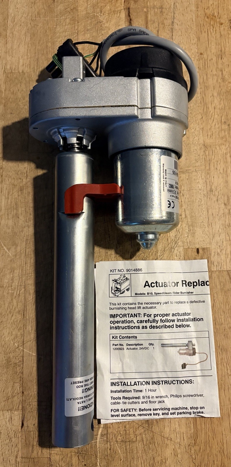 Tennant/Nobles 9014886 (1200923) Actuator Assembly. B10 & Speed gleam