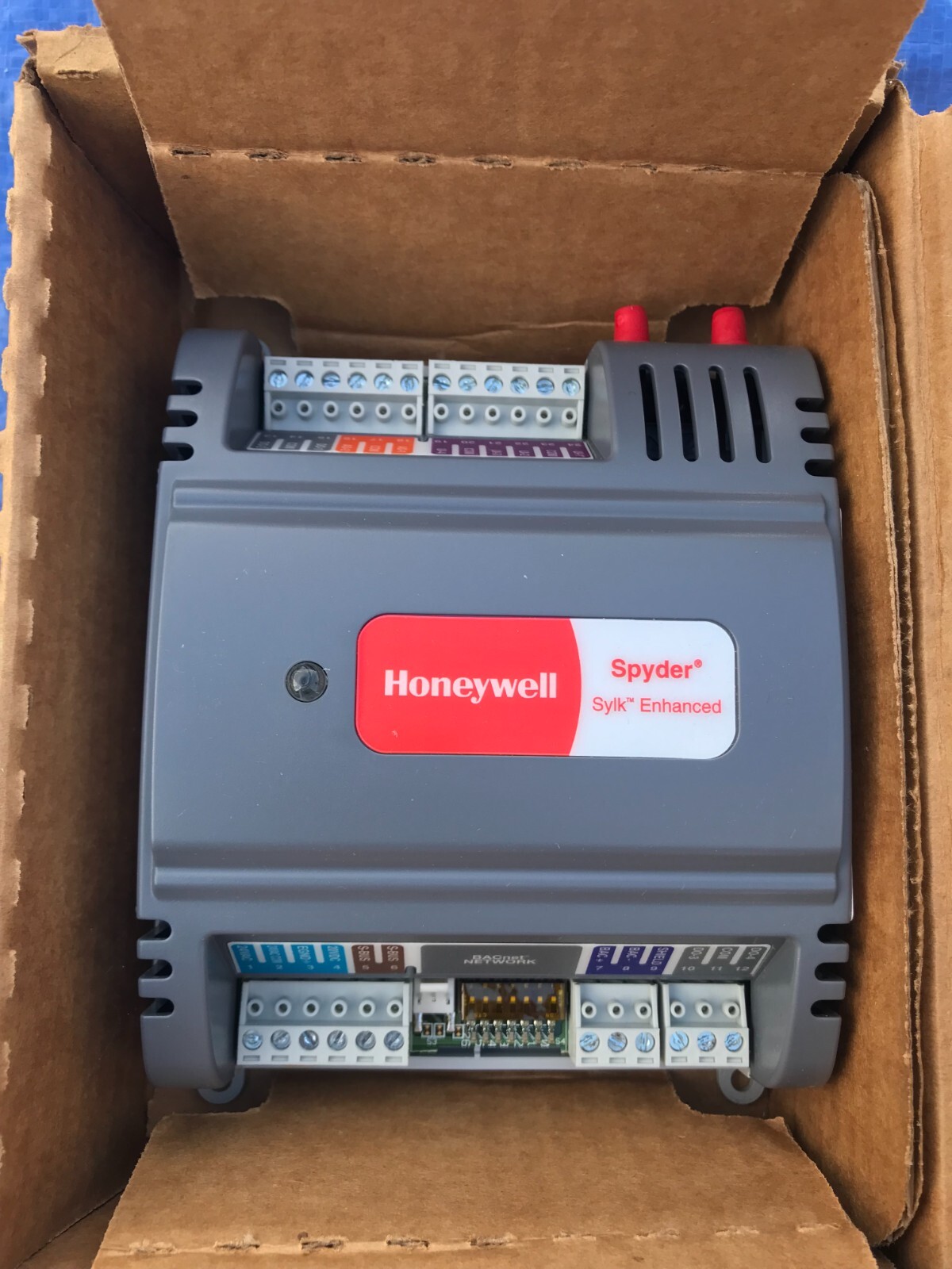 Honeywell PVB4024NS Spyder Series 3 Programmable VAV Controller BACnet Honeywell PVB4024NS Spyder Series 3 Programmable VAV Controller BACnet