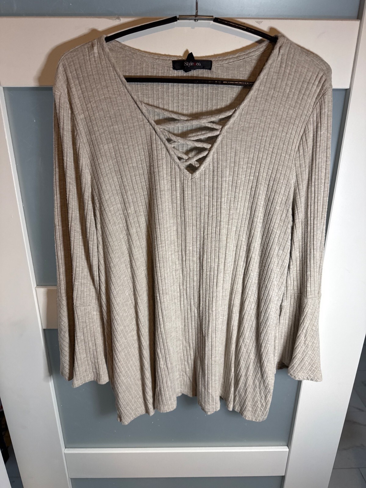 Style & Co Womens XL Taupe Ribbed Knit Top Crisscross V-Neckline            59-2