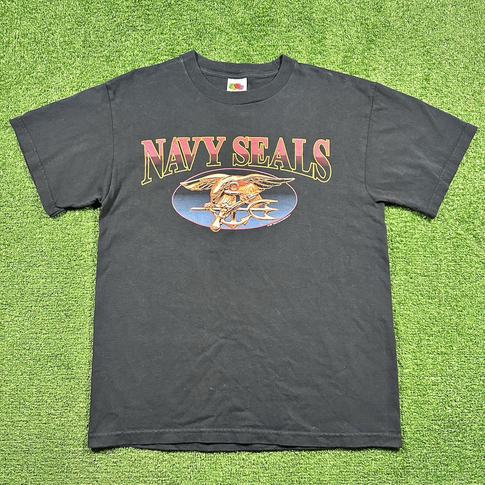 Vintage 1997 Navy Seals Special Warfare Insignia Trident Tshirt Men’s Medium Vintage 1997 Navy Seals Special Warfare Insignia Trident Tshirt Men’s Medium