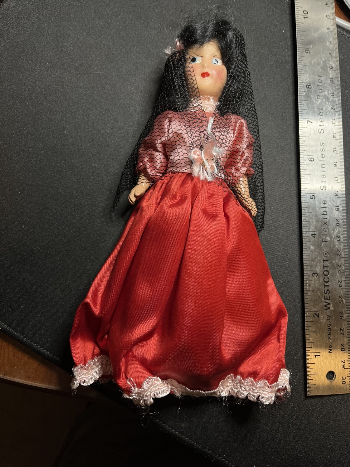 Vintage Doll - 1950s - 8 Vintage Doll - 1950s - 8