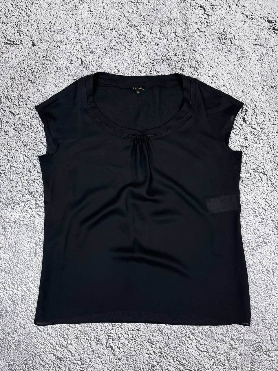 Vintage Escada sleeveless silk blouse top size 38