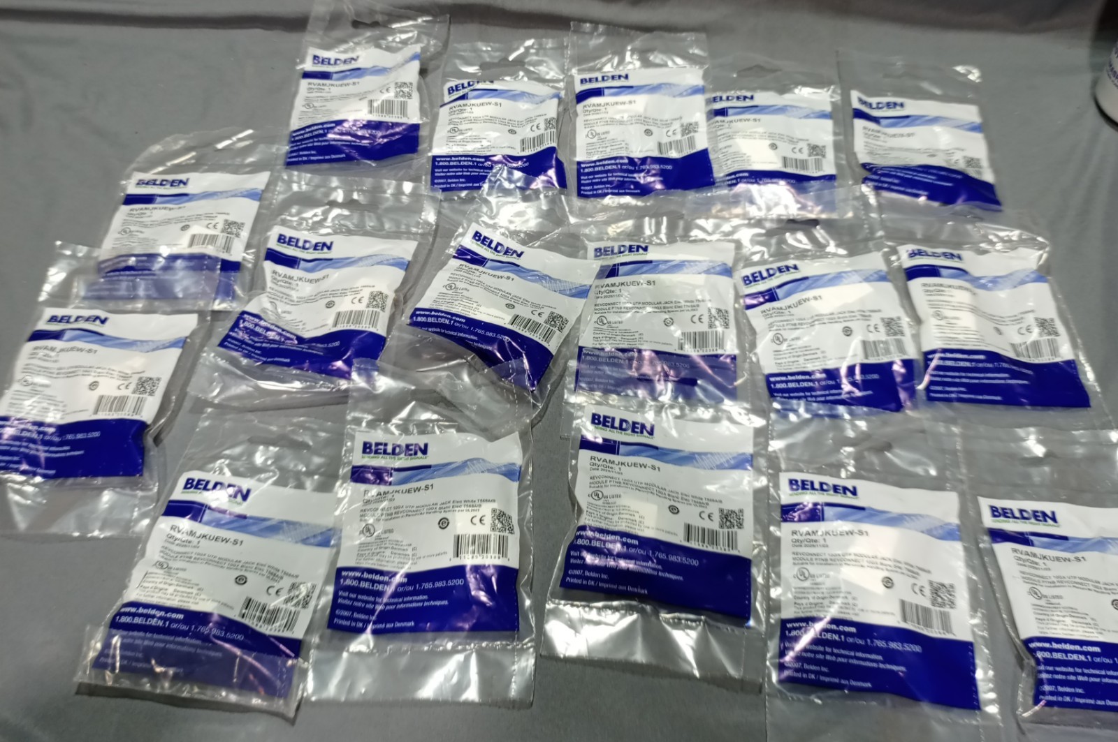 Lot Of 17 Belden RVAMJKEUW-S1 Lot Of 17 Belden RVAMJKEUW-S1