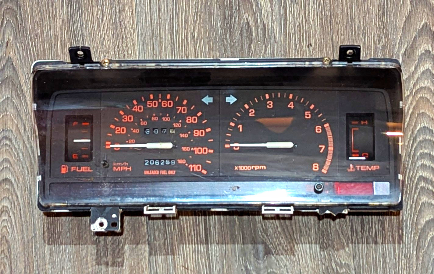 OEM 1986-1993 Mazda B2000 B2200 B2600i Gauge Cluster W/ TACHOMETER