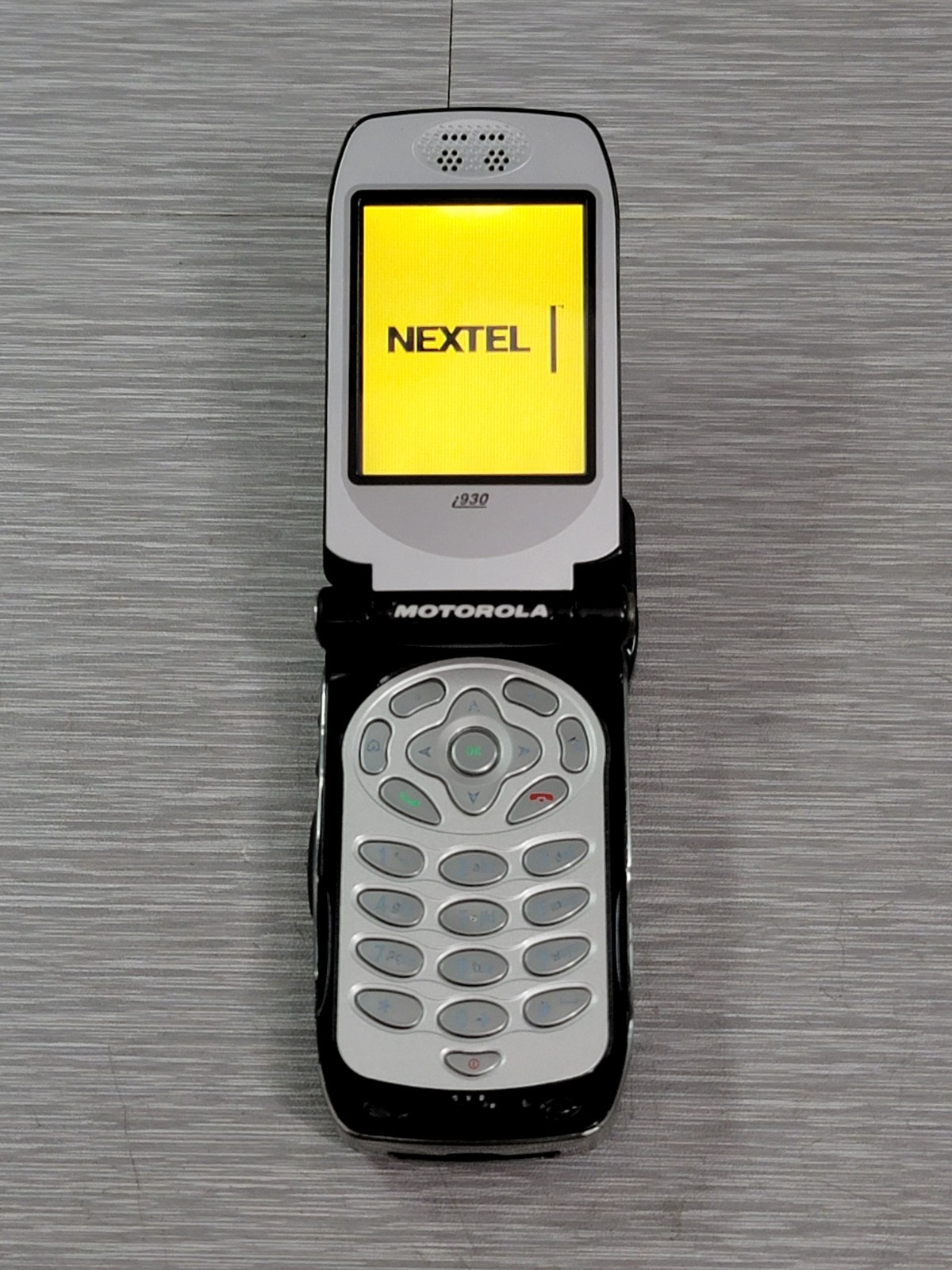 Motorola Nextel i930  Vintage Flip Phone nextel 