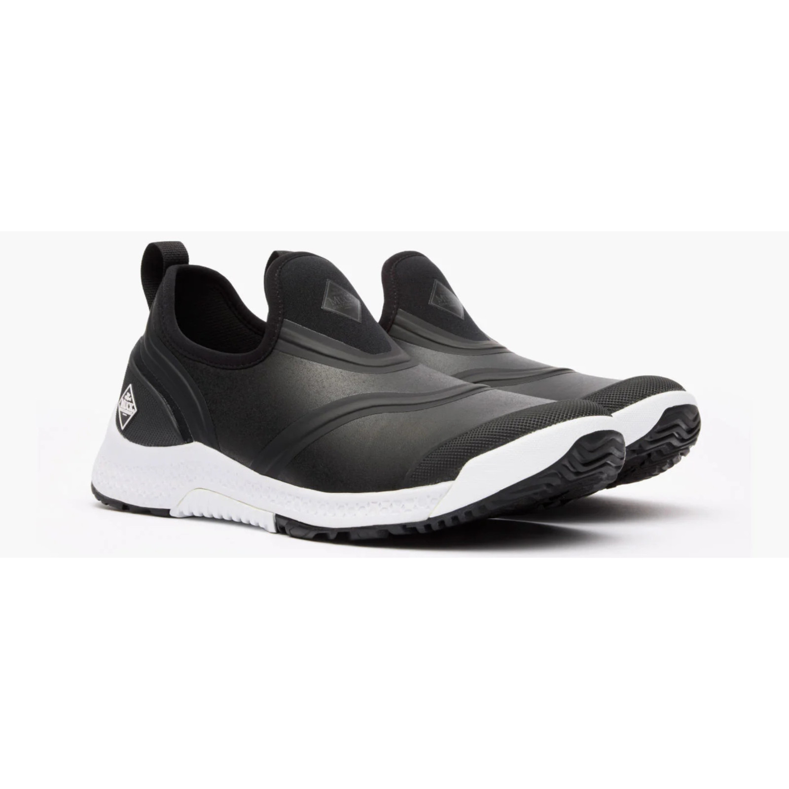 Muck Women\'s Outscape Low Black