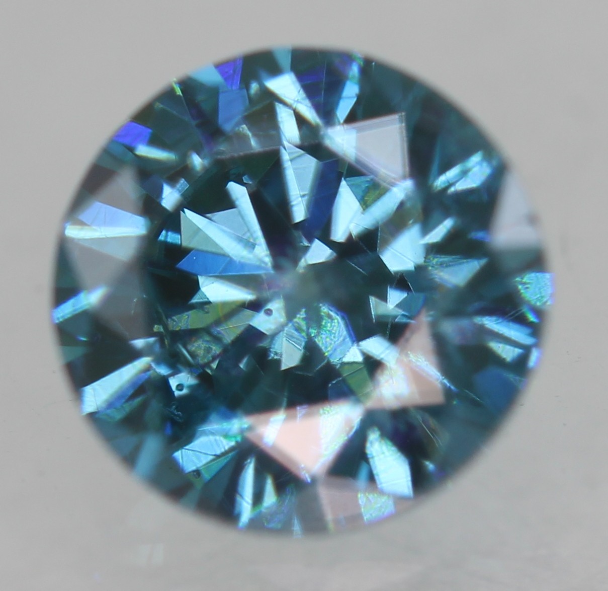 Cert 0.50 Carat Vivid Blue SI2 Round Brilliant Natural Enhanced Diamond 4.96mm