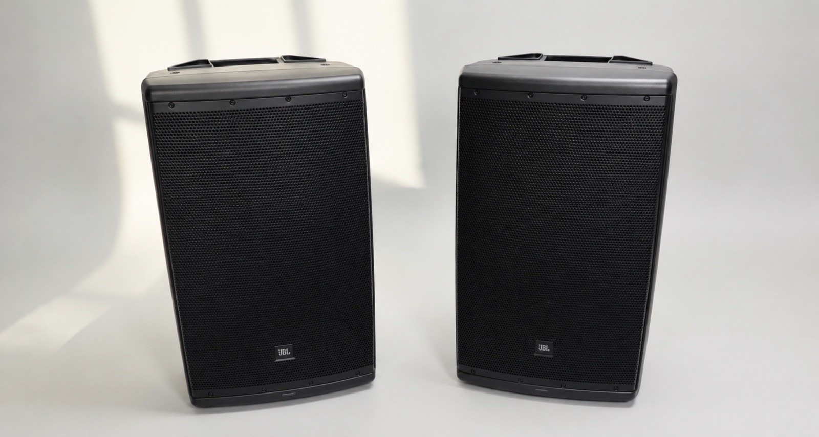(2) JBL EON615 15\