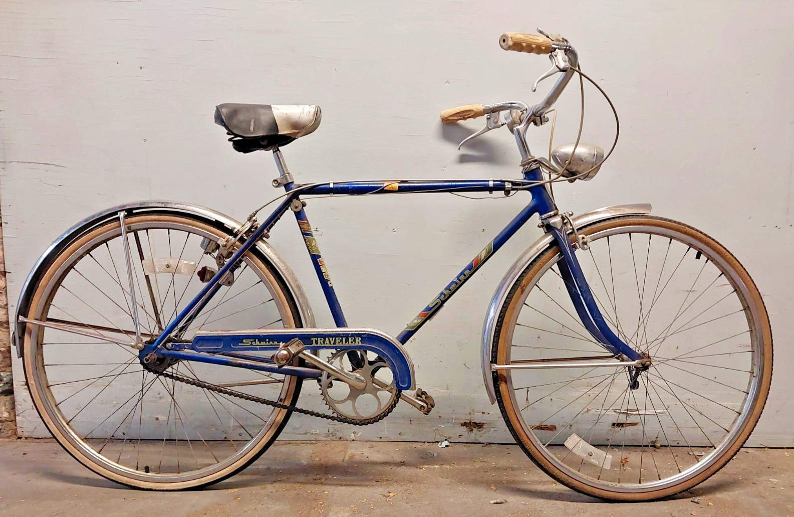 1962 Schwinn Traveler  Touring Road Bike 20\