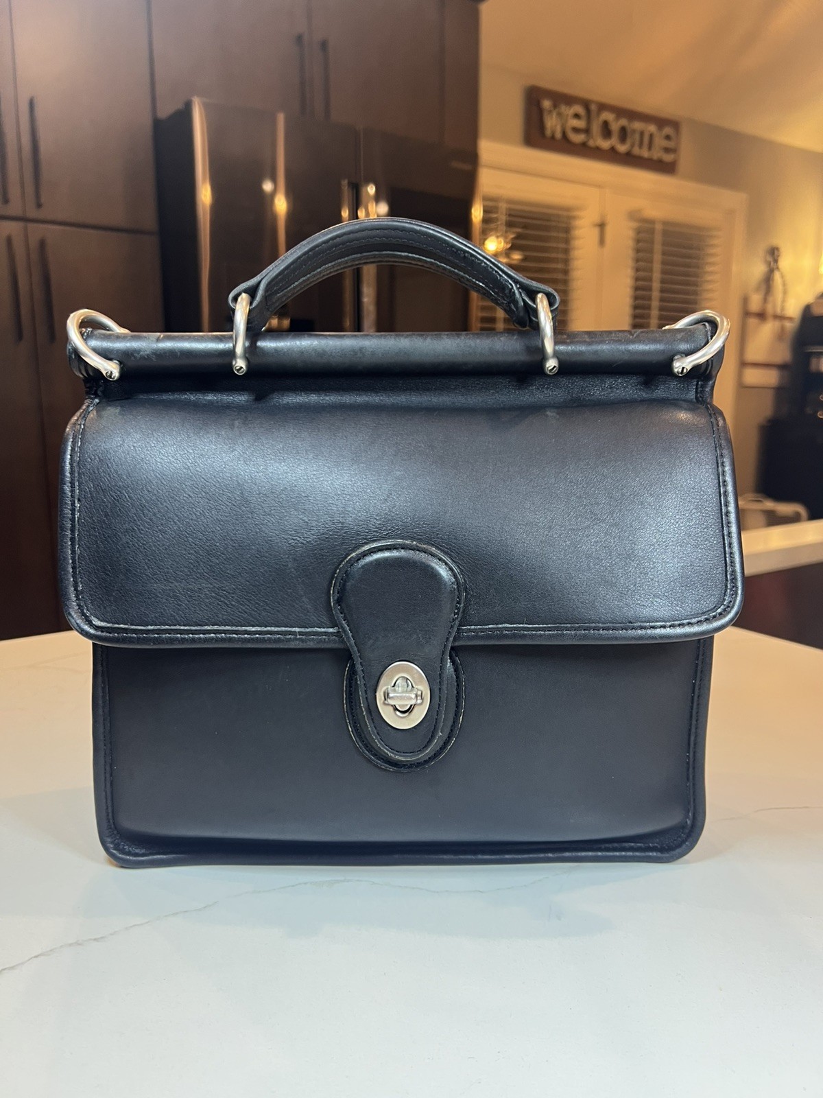 Vintage 1990’s - Coach Willis Bag 9927 Black Leather w/ Nickel Hardware NO STRAP Vintage 1990’s - Coach Willis Bag 9927 Black Leather w/ Nickel Hardware NO STRAP