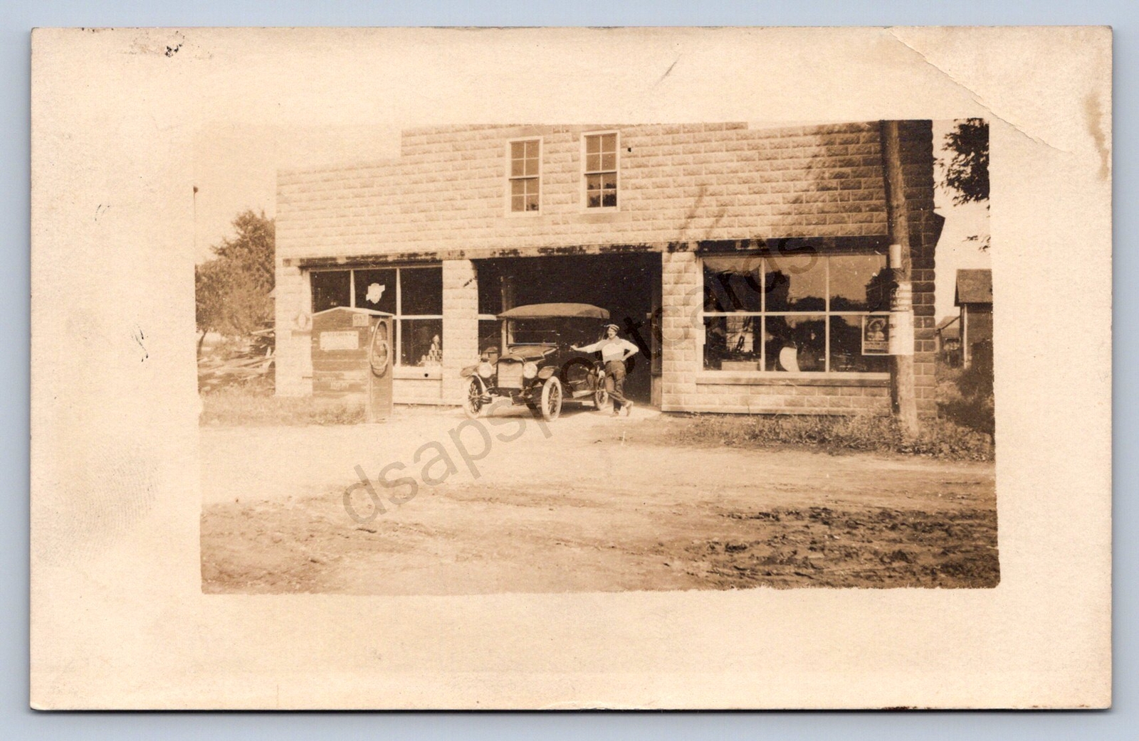 K6/ Interesting RPPC Postcard c1910 Early Automobile Garage Service 162