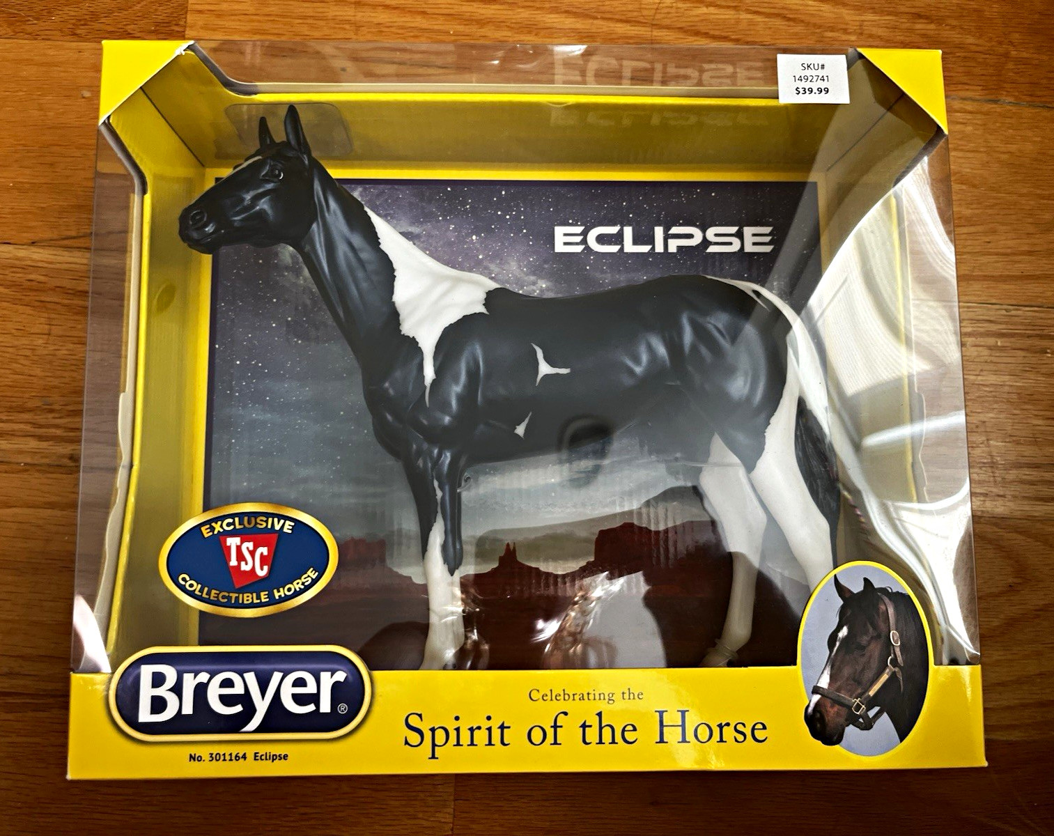 Breyer Eclipse Tobiano Thoroughbred with Navy Sheen - 2020 TSC Exclusive NIB Breyer Eclipse Tobiano Thoroughbred with Navy Sheen - 2020 TSC Exclusive NIB