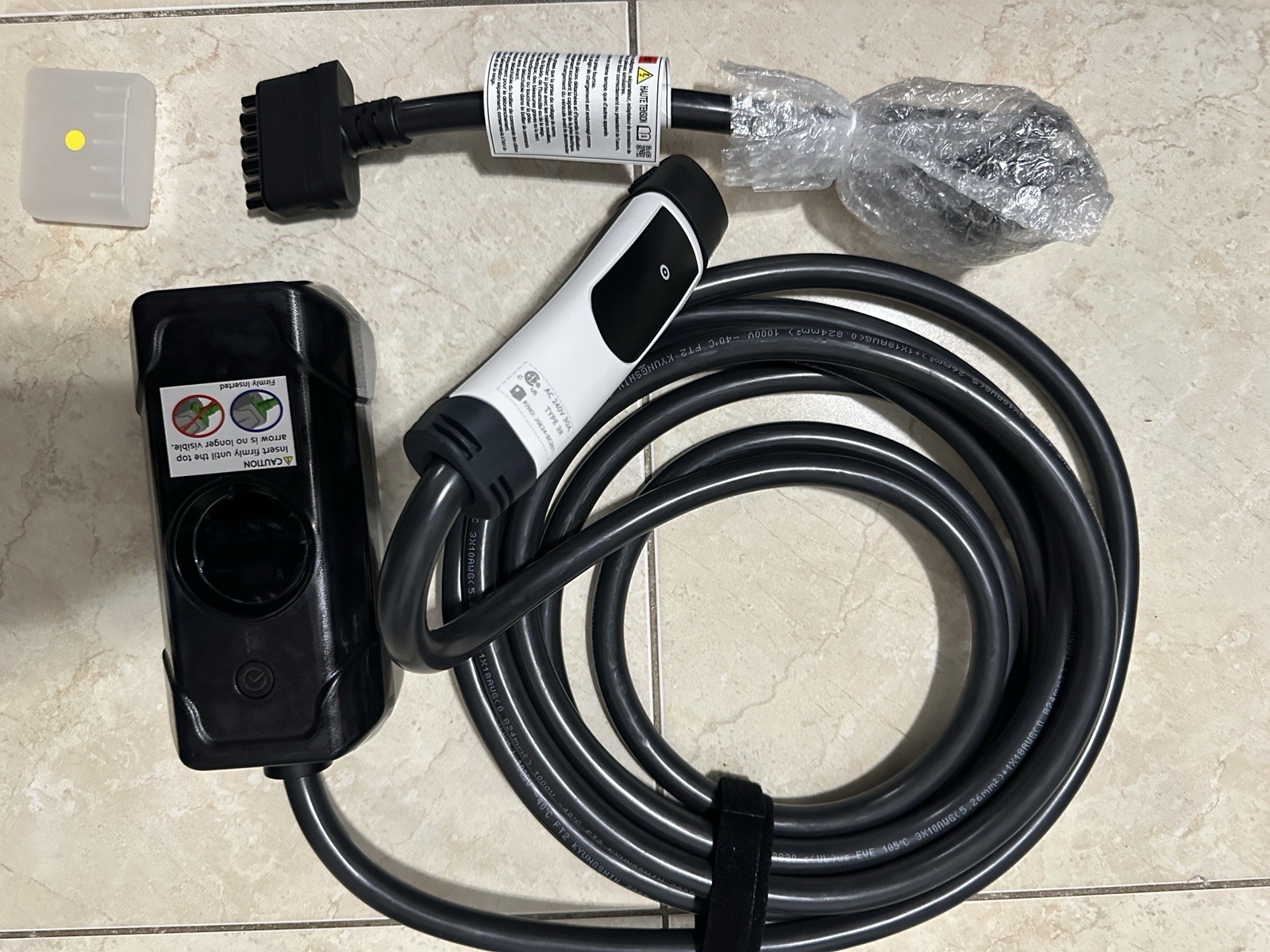 OEM Hyundai Kia Portable EV Charger Level 1 & 2 ICCB 120V/240V 91688-D0AA0 New