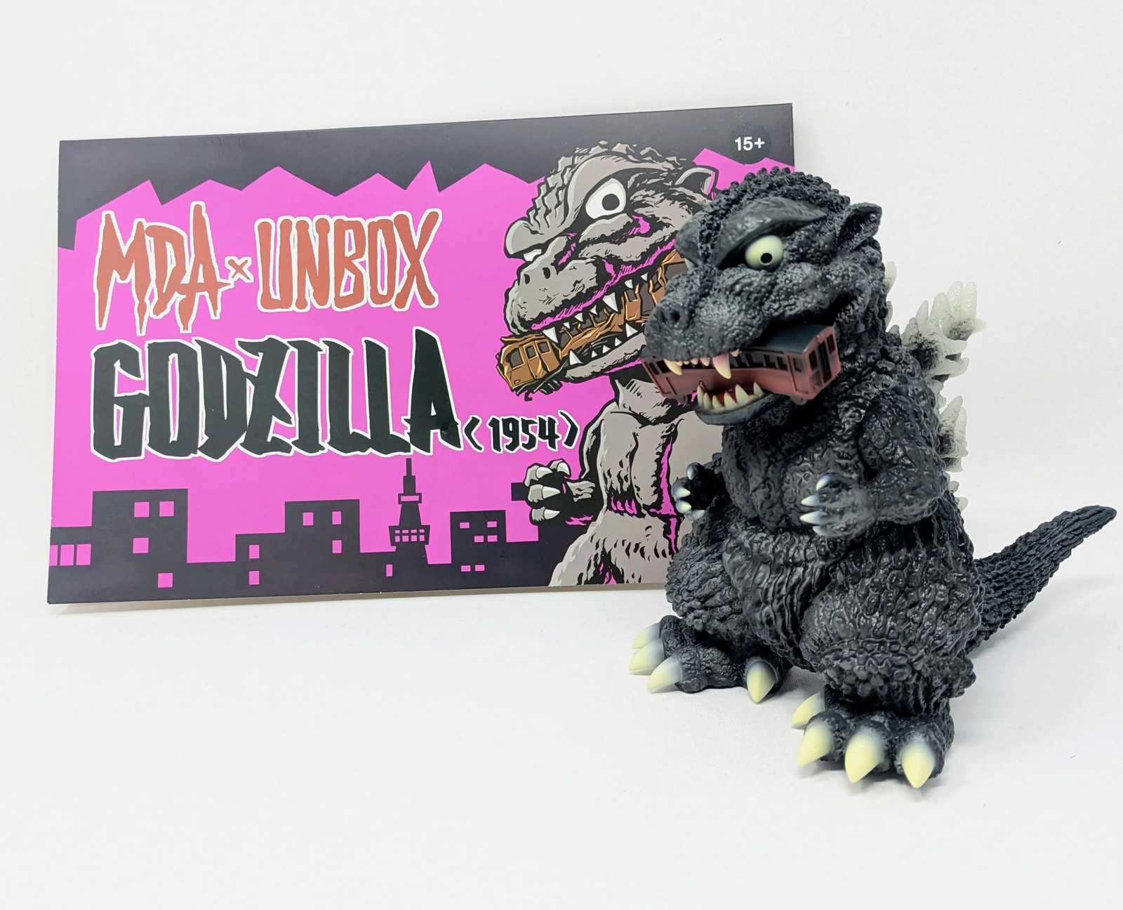 MDA x UNBOX Godzilla 1954 GITD Dorsal Fins SDCC 2025 Exclusive Soft Vinyl Figure MDA x UNBOX Godzilla 1954 GITD Dorsal Fins SDCC 2025 Exclusive Soft Vinyl Figure