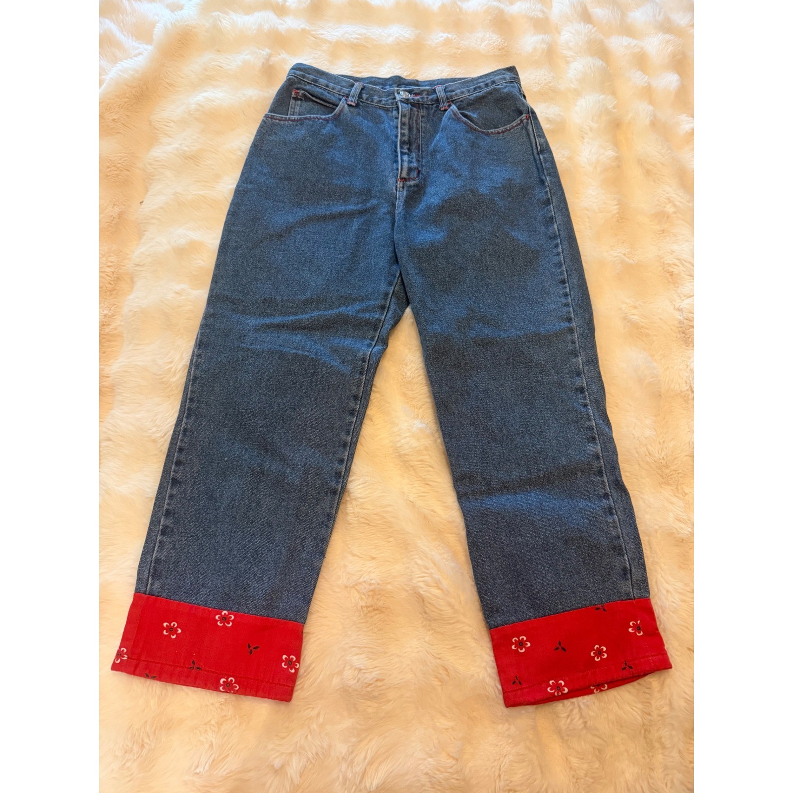 Baccini Vintage High Waisted Bandana Cuff Jeans Red Floral Contrast Stitch 6