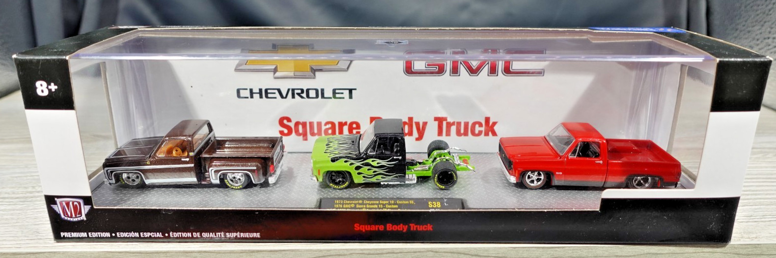 M2 Machines 1973/1976 Chevrolet & GMC 3 Truck Set Walmart Exclusive 1/64