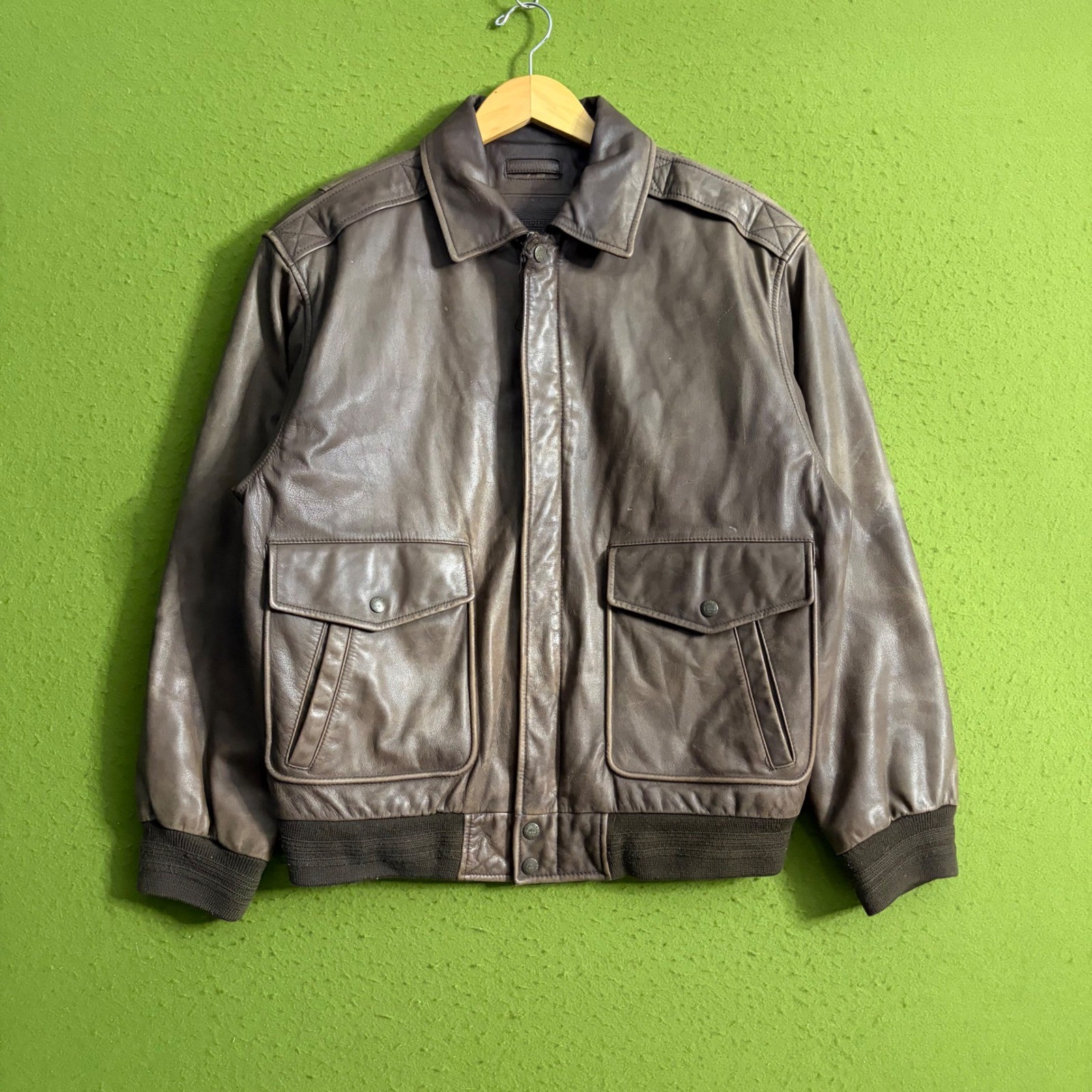 VTG Roundtree & Yorke Brown Leather Bomber Jacket Aviator Map Lining Size M Moto VTG Roundtree & Yorke Brown Leather Bomber Jacket Aviator Map Lining Size M Moto