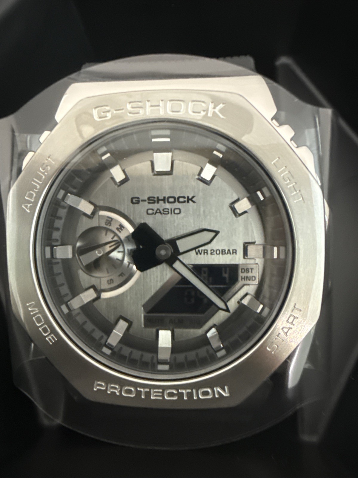 Casio G-Shock GM2100-1A CasiOak Metal Covered Analog Digital Watch Silver New