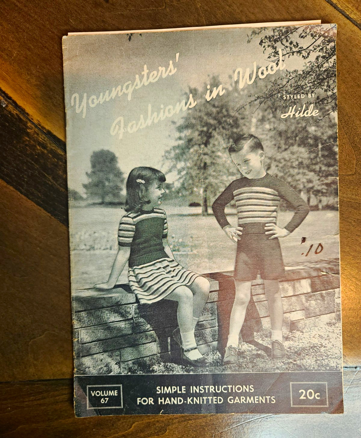 Vintage 1940s Youngsters\' Fashions in Wool Vol. 67 – Hilde Children\'s Knitting P Vintage 1940s Youngsters\' Fashions in Wool Vol. 67 – Hilde Children\'s Knitting P