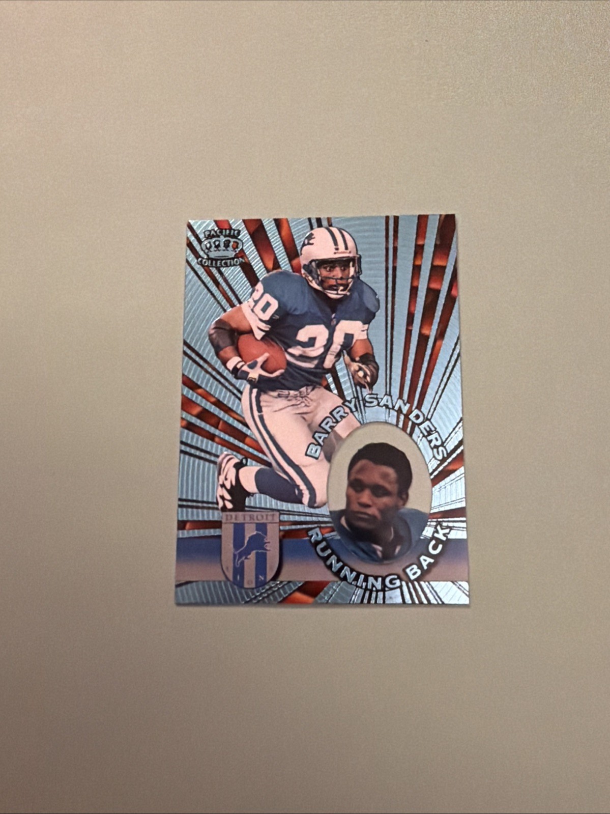 1996 Pacific Invincible Barry Sanders Platinum Blue #I-49 Detroit Lions 1996 Pacific Invincible Barry Sanders Platinum Blue #I-49 Detroit Lions