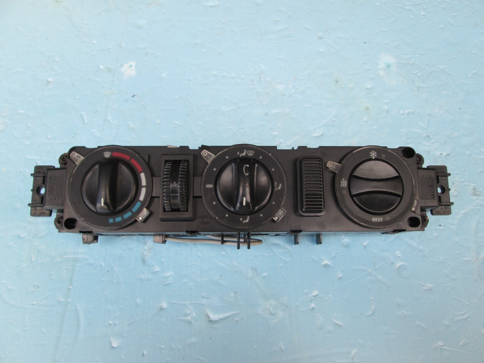 02-06 MERCEDES DODGE SPRINTER A/C HEATER TEMPERATURE CLIMATE CONTROL PANEL UNIT 02-06 MERCEDES DODGE SPRINTER A/C HEATER TEMPERATURE CLIMATE CONTROL PANEL UNIT