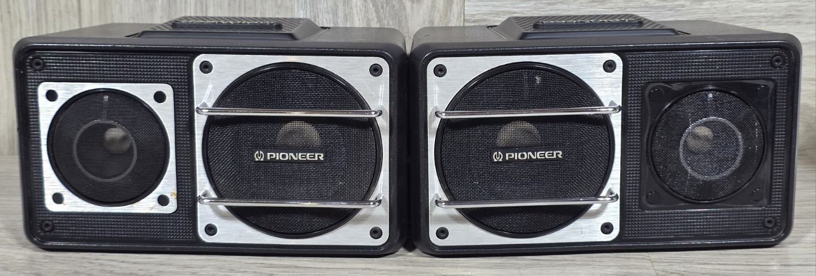 Pioneer TS-X6 Vintage Automotive Speakers 20w - TESTED - Pioneer TS-X6 Vintage Automotive Speakers 20w - TESTED -