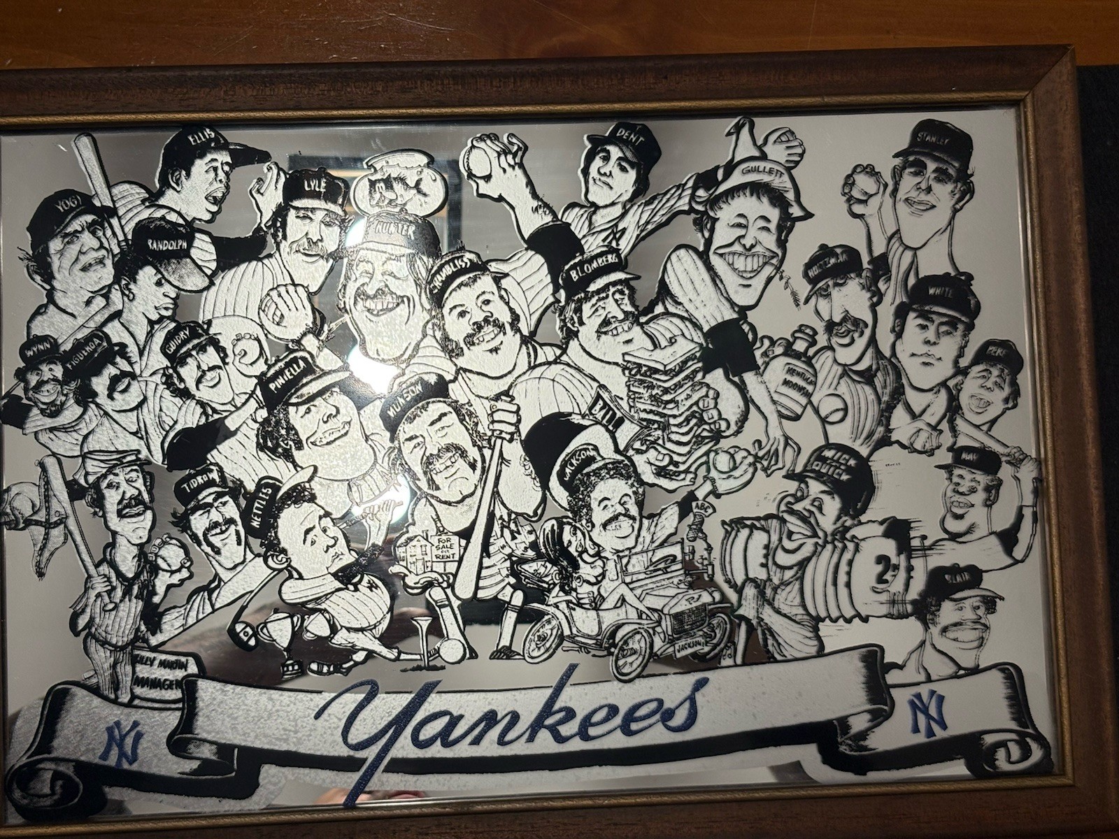 Vintage 1978 NY Yankees Caricature Mirror Reflection Designs MLB Sign Vtg