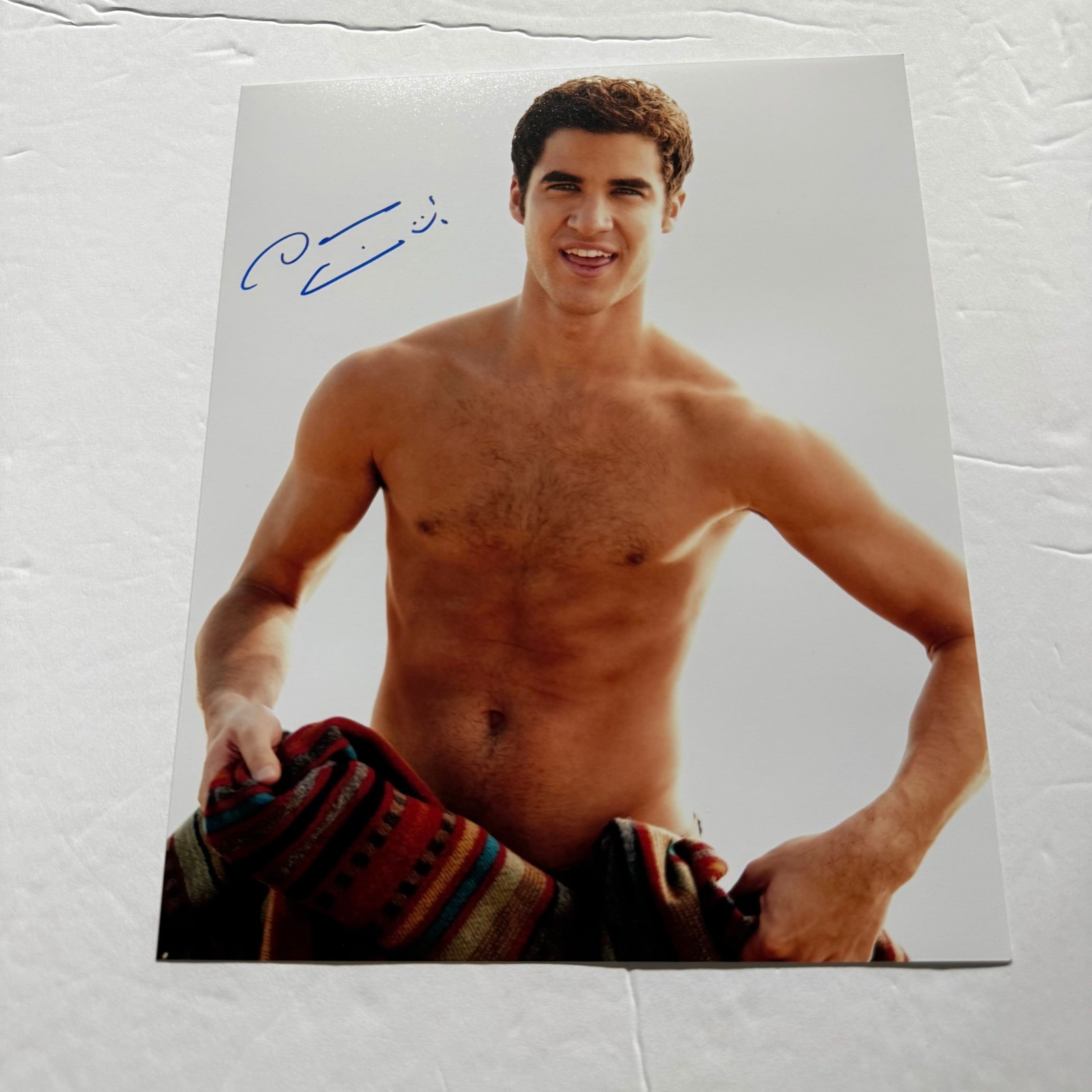 Darren Criss Signed Versace Glee Sexy Shirtless Hot 8x10 Photo Darren Criss Signed Versace Glee Sexy Shirtless Hot 8x10 Photo