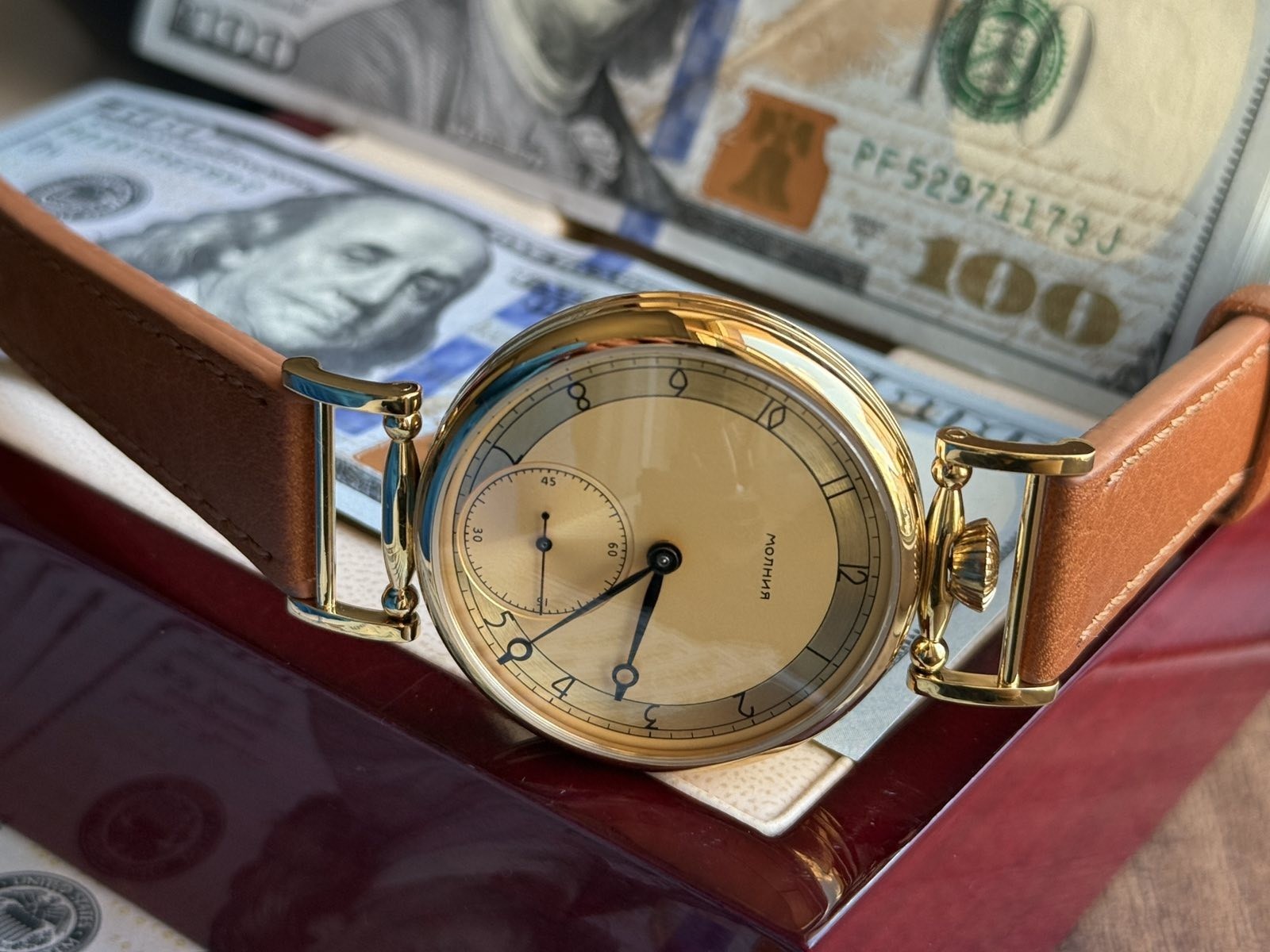 Watch Mechanical Wrist Golden Vintage Russian USSR Molnja Soviet Molniya Brown