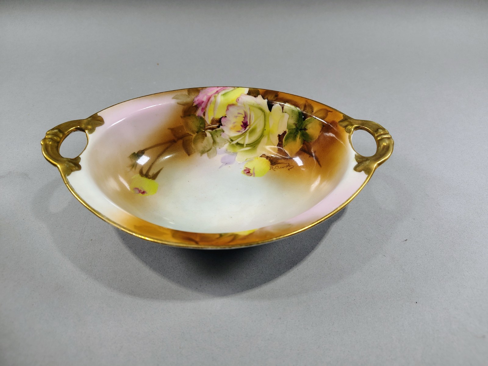 Antique Hand-Painted Nippon Oval Dish Signed R. Awoi Green M Wreath (1911-1921)