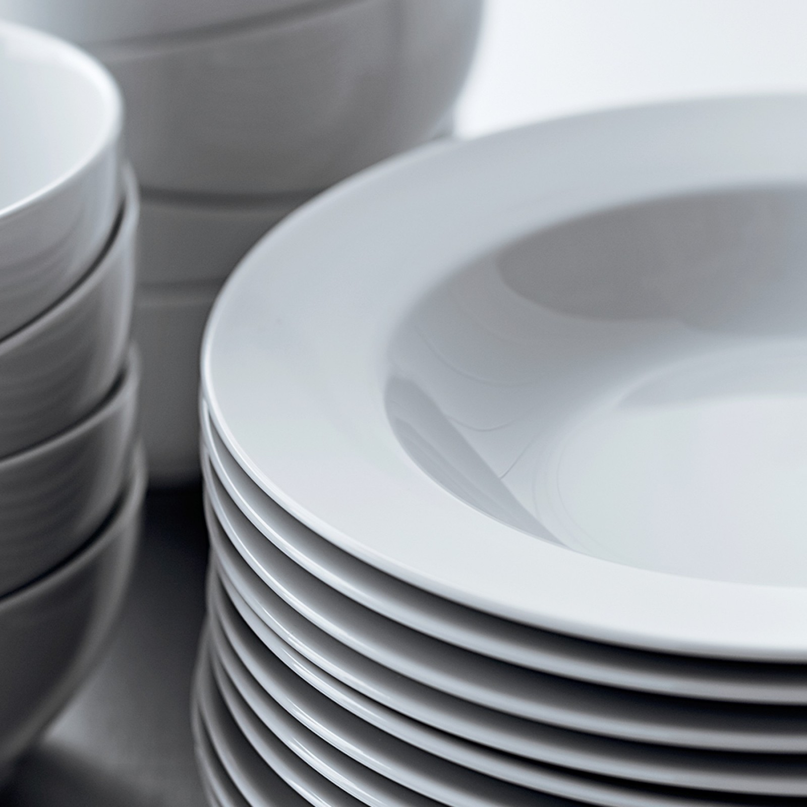Open Kitchen by Williams Sonoma Soup Plates Open Kitchen by Williams Sonoma Soup Plates