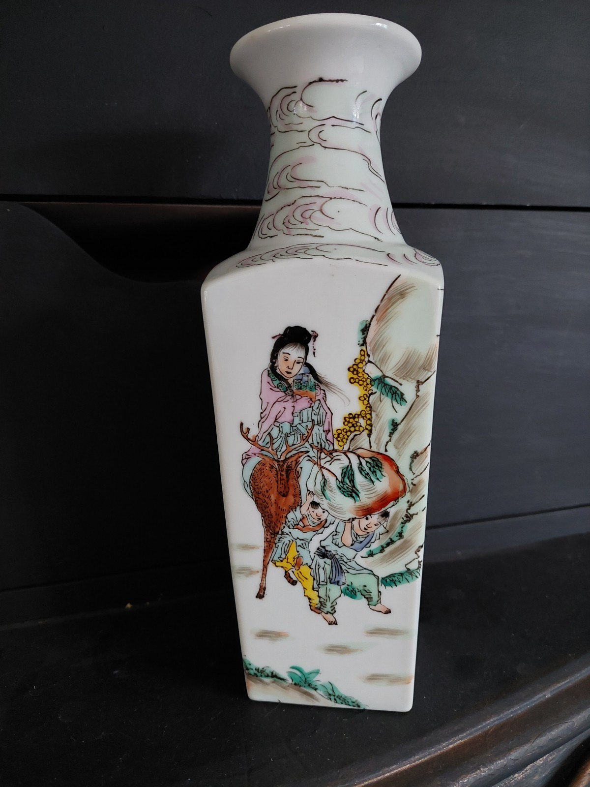Antique Qing Dynasty Oriental Vase Antique Qing Dynasty Oriental Vase