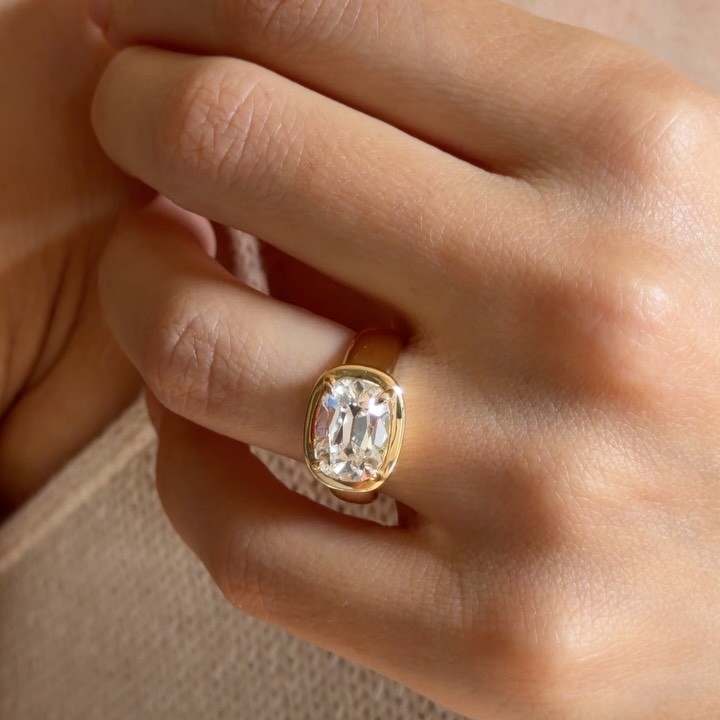 3.59 Ct Oval Cut Diamond Bezel Solitaire Engagement Ring Solid 18K Yellow Gold