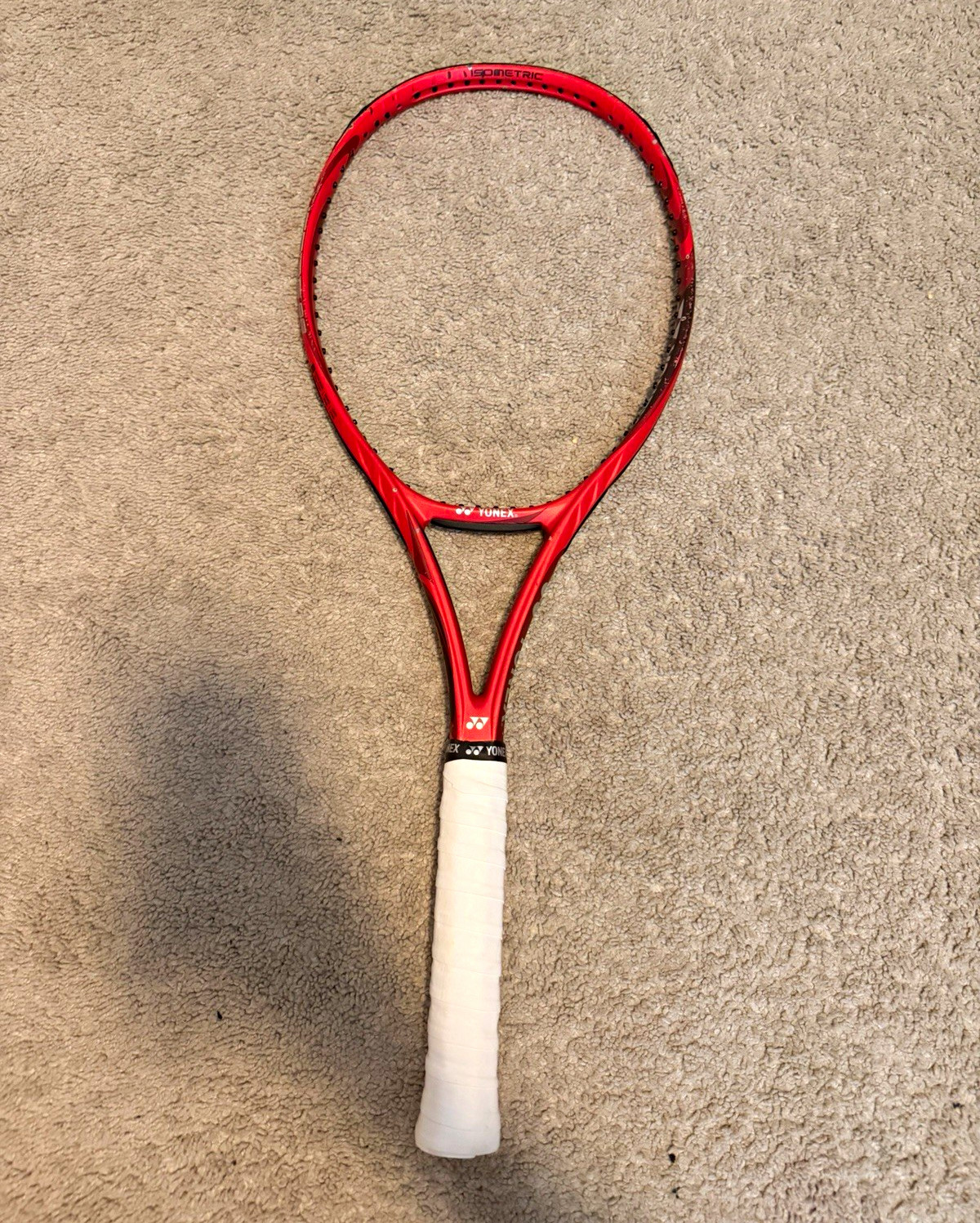 YONEX VCORE 98 Tennis Racquet 98 in² Head, Grip G3, MPN 18VC98 UNSTRUNG YONEX VCORE 98 Tennis Racquet 98 in² Head, Grip G3, MPN 18VC98 UNSTRUNG