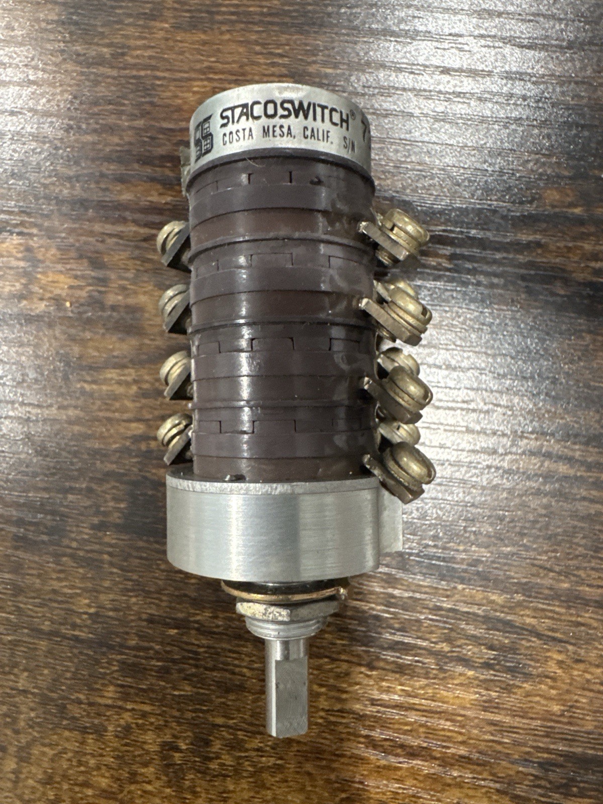 Vintage Stacoswitch 4-pole, 12-throw (4P12T) rotary switch (P/N 53304-4-SC) Vintage Stacoswitch 4-pole, 12-throw (4P12T) rotary switch (P/N 53304-4-SC)
