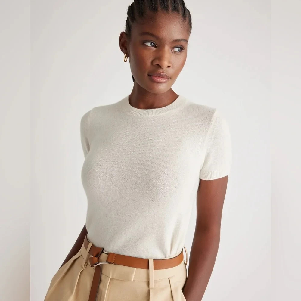 Quince Mongolian Cashmere Tee Women Size M Ivory Short Sleeve Crew Neck Sweater