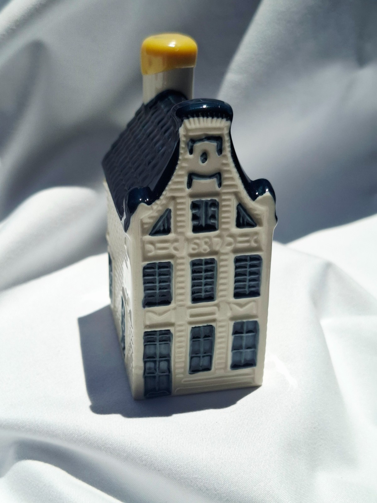 KLM Airlines 2002 Delft's Blue House #13 BOLS Porcelain Holland Empty*