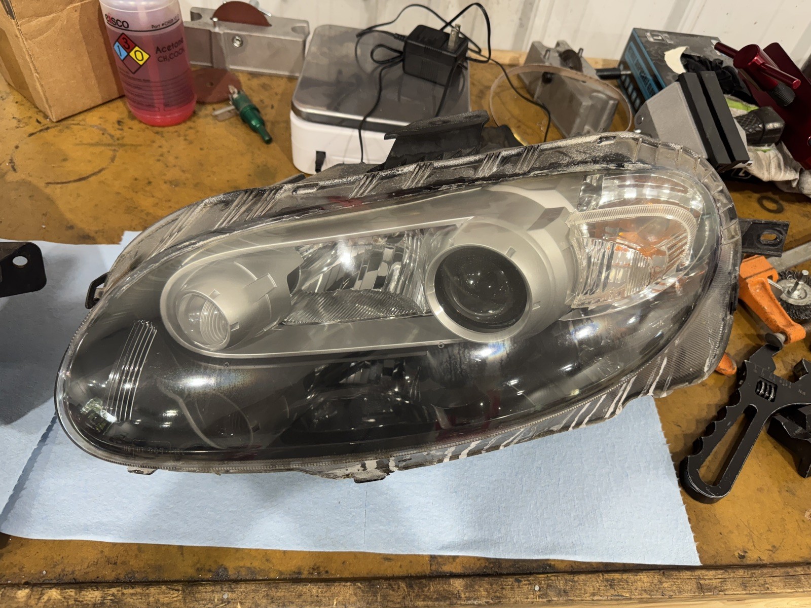 2006-2008 Mazda MX-5 Miata Left Halogen Headlight Assembly OEM 2006-2008 Mazda MX-5 Miata Left Halogen Headlight Assembly OEM