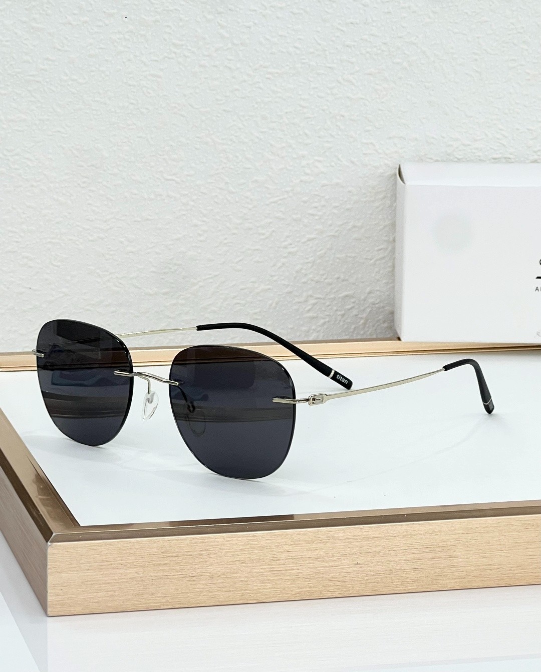 Silhouette 5593 N1 Men\'s Rimless  Sunglasses Lens Size 53口21-150 With New Case