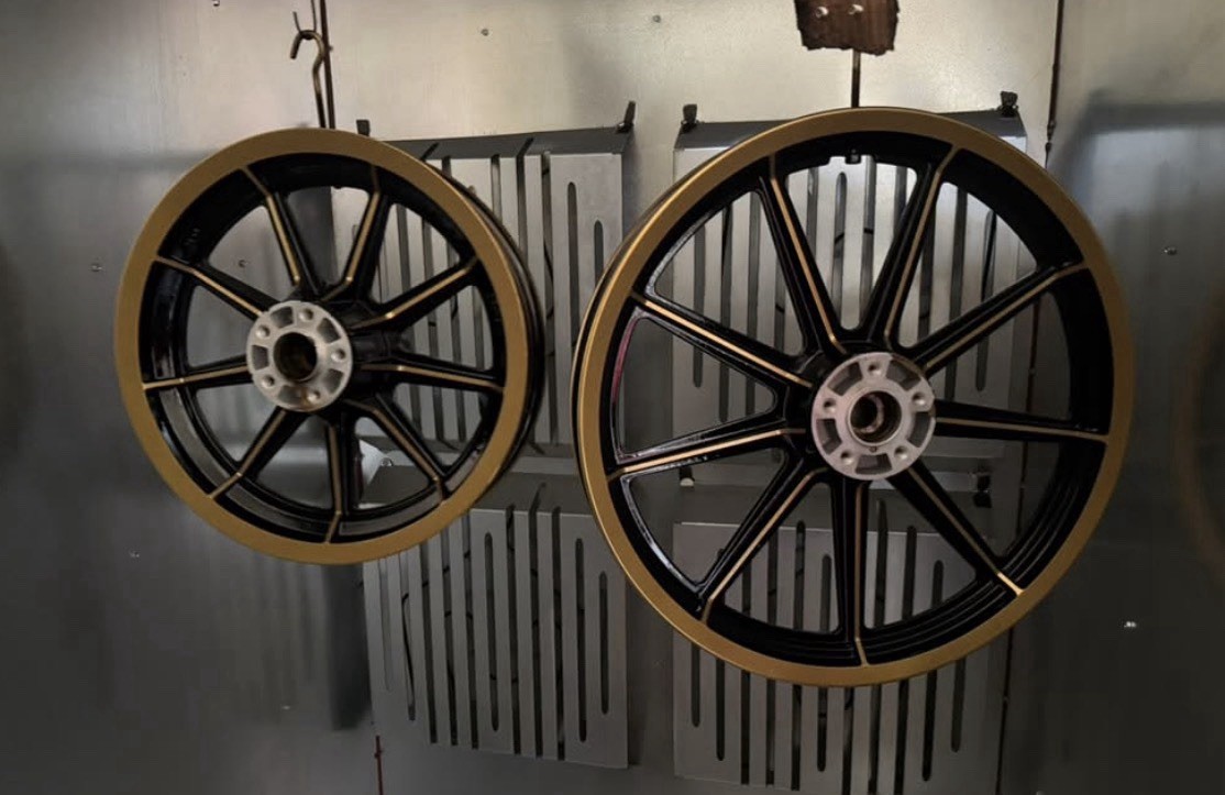 Vintage 9 Spoke Fxr Wheels New 3/4” Axle Timken Bearing Seals Fresh Powder coat