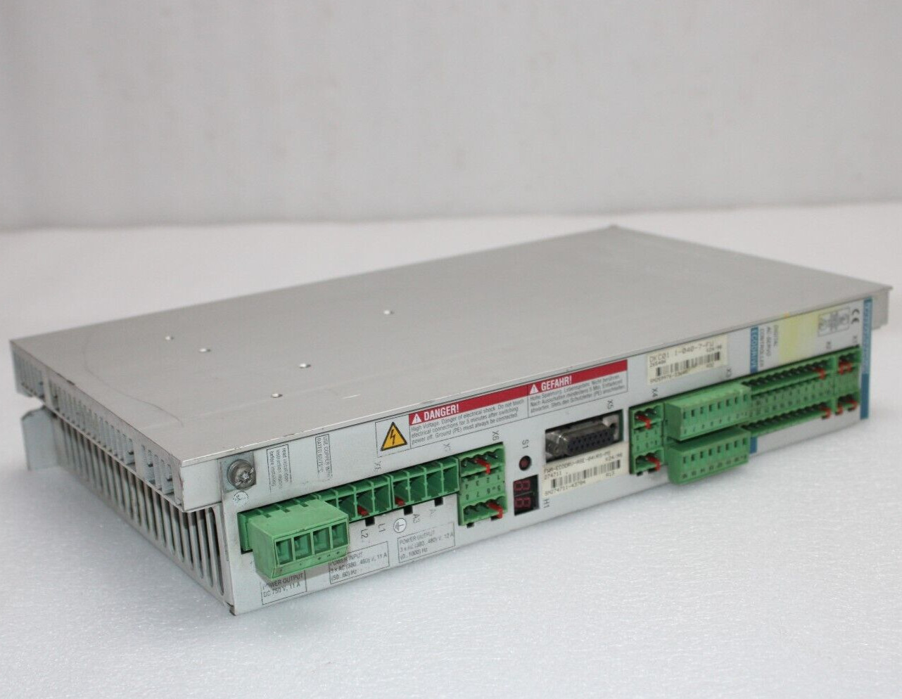 INDRAMAT DKC01.1-040-7-FW DIGITAL AC-SERVO CONTROLLER