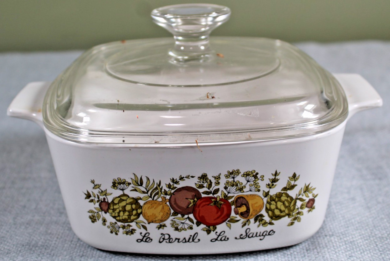 VIntage Corning Ware Le Persil La Sauge Spice of Life 1.5 Qt A-1 1/2-B With Lid VIntage Corning Ware Le Persil La Sauge Spice of Life 1.5 Qt A-1 1/2-B With Lid