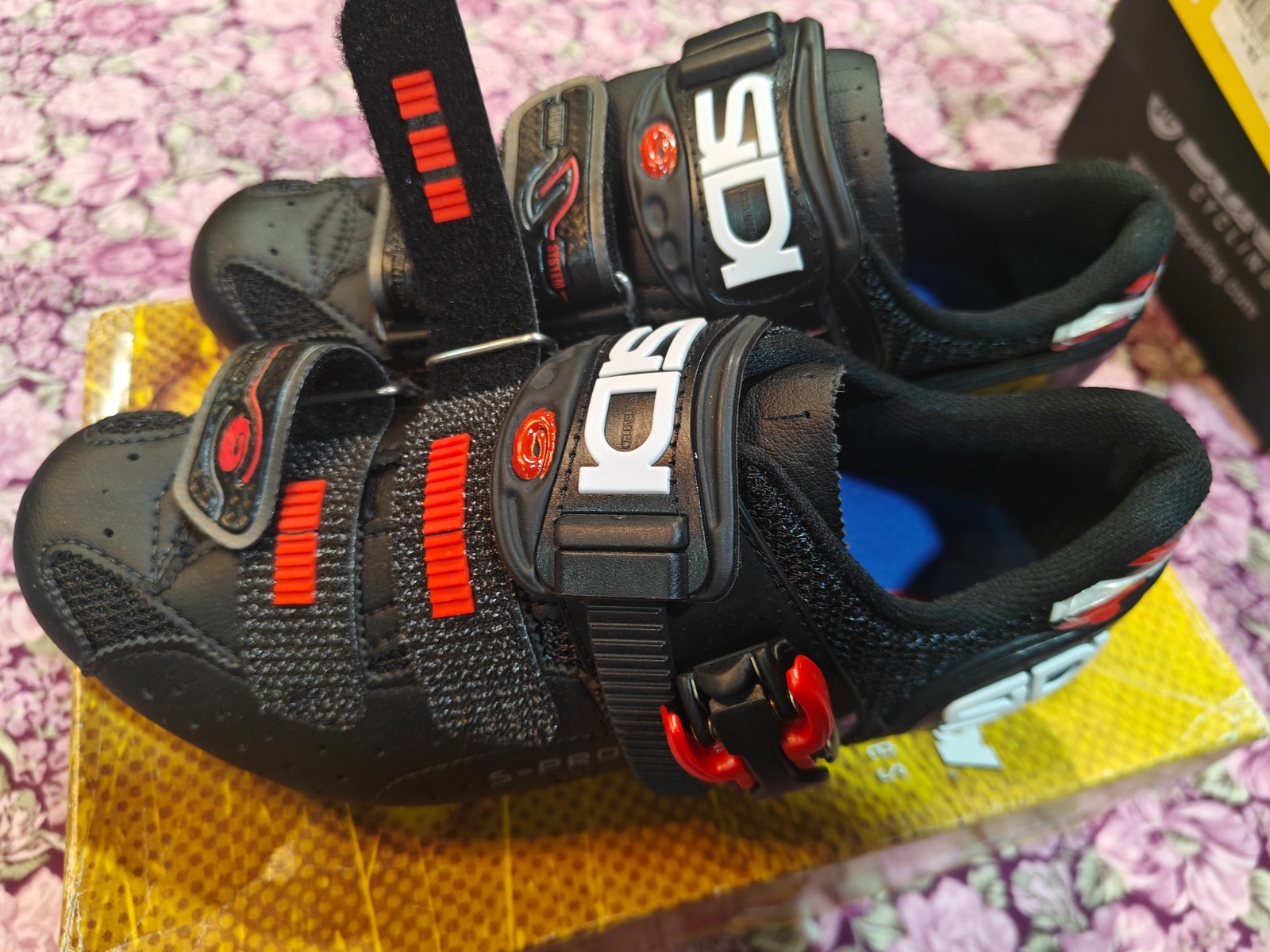 NEW SIDI DOMINATOR 5 WOMENS MOUNTAIN BIKE SHOES 39 NEW SIDI DOMINATOR 5 WOMENS MOUNTAIN BIKE SHOES 39