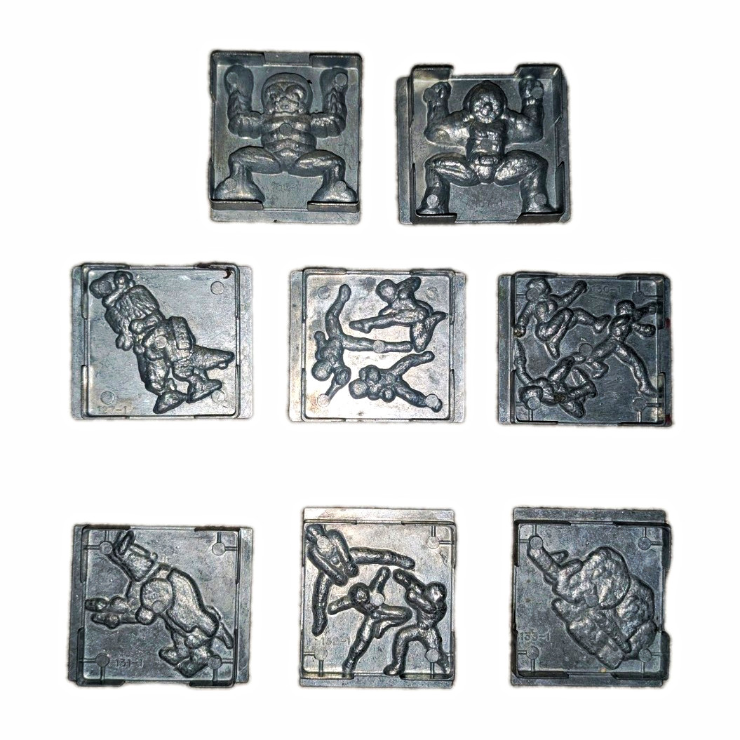 Vintage RARE Toymax Power Rangers 1994 Metal Figure Mold Lot (8) Creepy Crawler Vintage RARE Toymax Power Rangers 1994 Metal Figure Mold Lot (8) Creepy Crawler