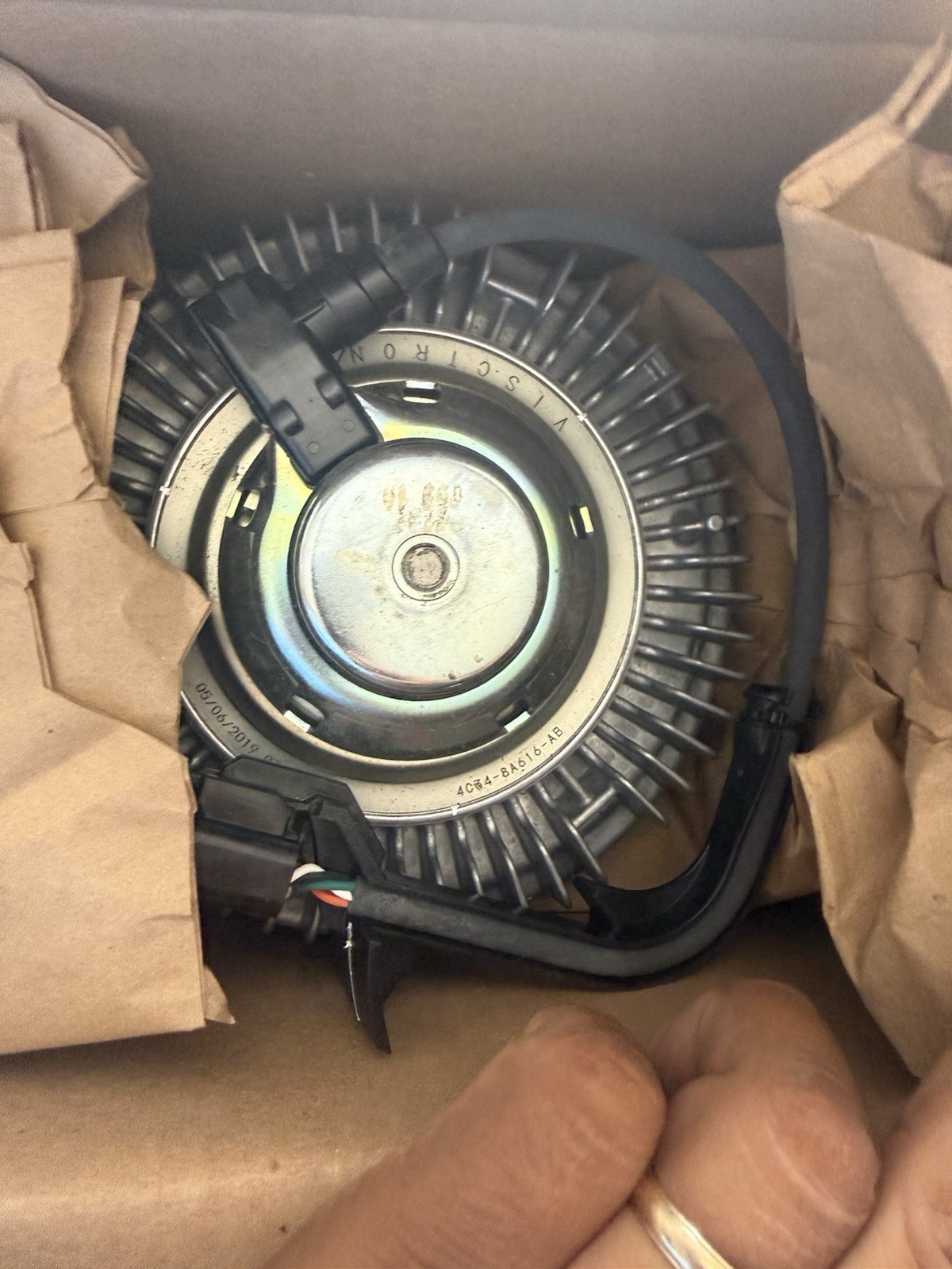 OEM Motorcraft YB632 Engine Cooling Fan Clutch Ford Power stroke 6.0L V8 DIESEL
