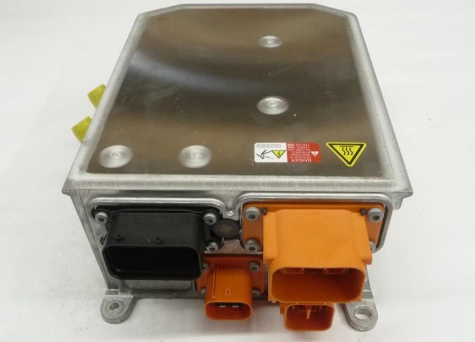 2019-2021 Porsche Cayenne 9Y0 Drive Motor Battery Pack Charger 5QE915681BQ OE