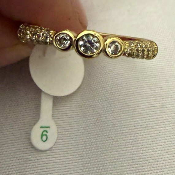 14K Yellow Gold Plated 3-Stone Round Clear Diamond Bezel Band Ring Size 6 2mm