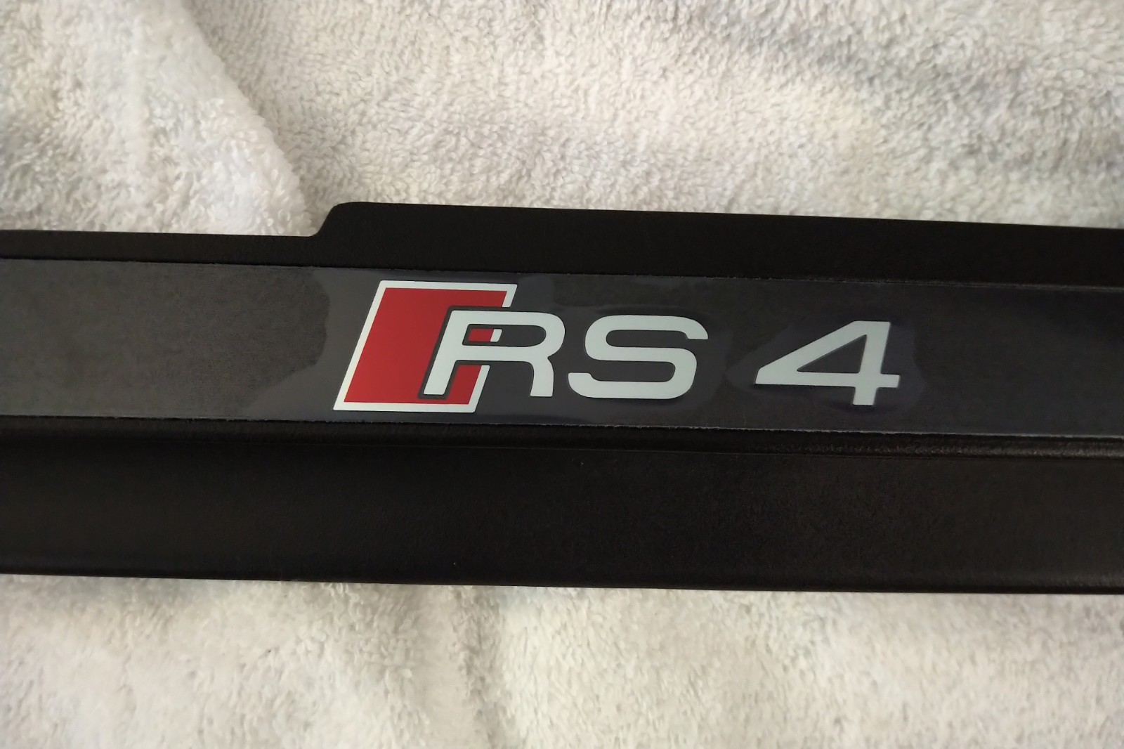 Audi B5 RS4 Door Sill Scuff Plate Front Right 8D9853558 01C 2000 2001 Audi B5 RS4 Door Sill Scuff Plate Front Right 8D9853558 01C 2000 2001