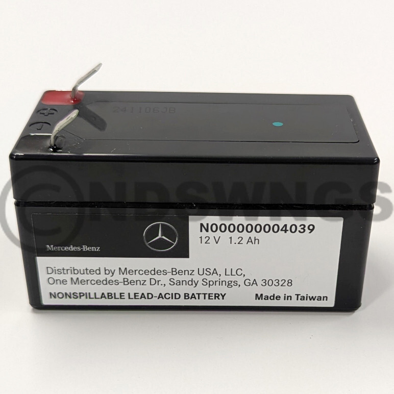 2008-2012 Mercedes GL550 Auxiliary Battery Genuine OEM N000000004039 OE GL Benz